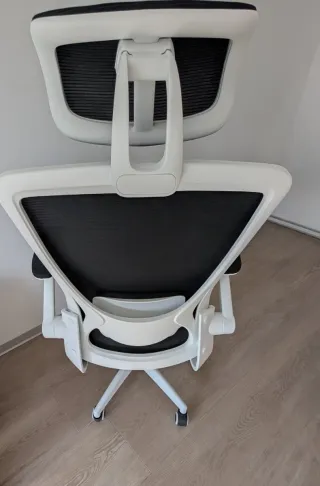 Silla Ergonómica Kerdom 9060 Brazos Plegables