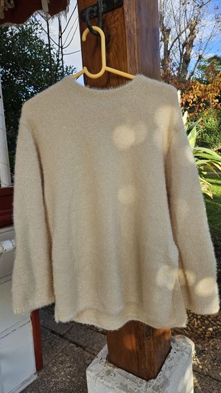 Jersey beige con brillos