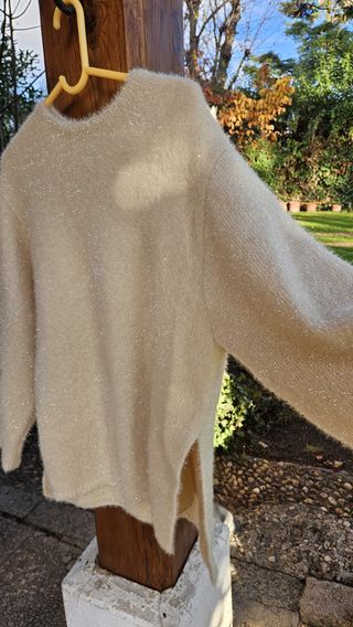 Jersey beige con brillos