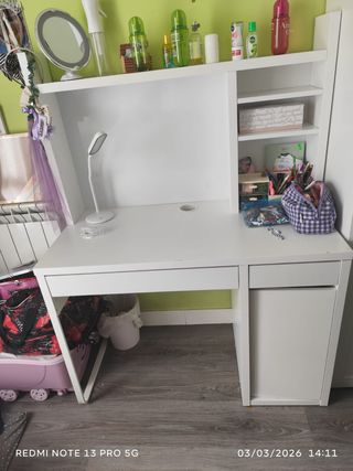 Escritorio juvenil blanco Ikea