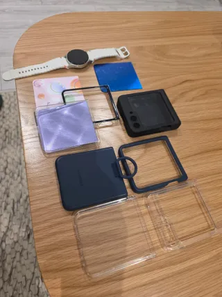 Samsung Galaxy Z Flip 5 512GB + Watch 7 40mm