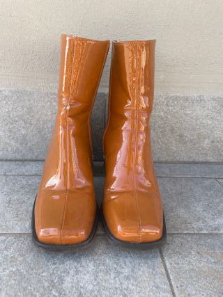 Stivaletti ASOS color cammello vernice