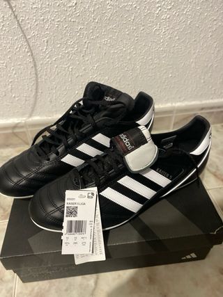 Zapatillas de fútbol Adidas negras