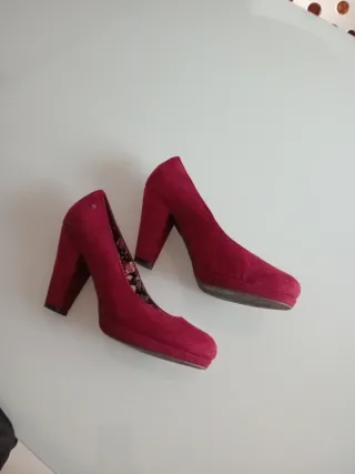 Zapatos Mustang Tacón Rojo