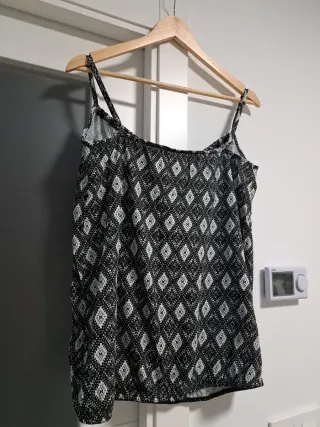 Camiseta tirantes C&A geométrica Talla M algodón