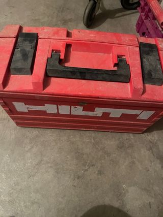 Nivel Láser Hilti PR 25 + Trípode