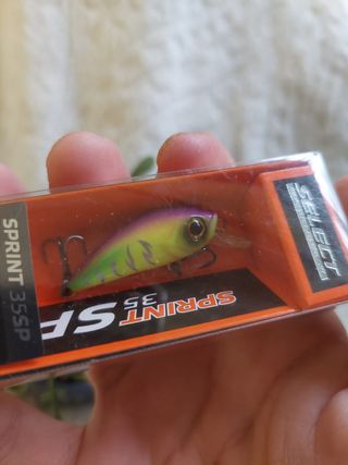 Señuelo de pesca spinning