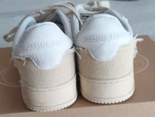 Zapatillas TENTH Beige y Blancas