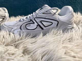 Zapatillas deportivas Grises y Blancas