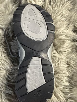 Zapatillas deportivas Grises y Blancas