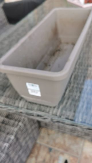 Jardinera Beige/Gris Plástico