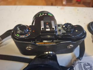 Cámara Pentax ME Super + Accesorios