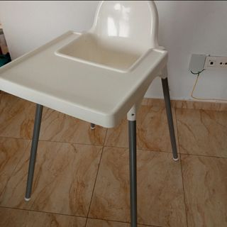 Trona IKEA Antilop con bandeja