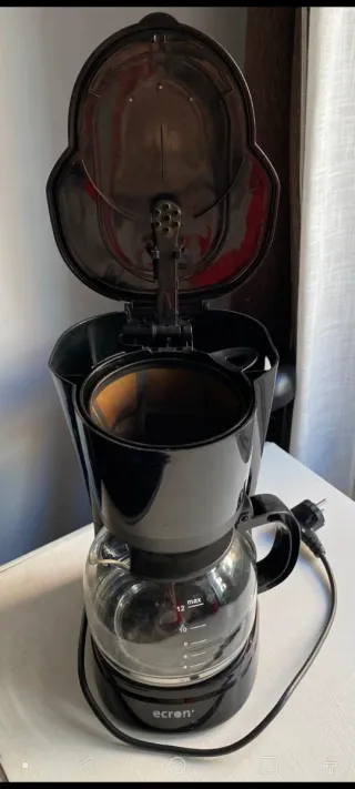 Cafetera negra Ecron