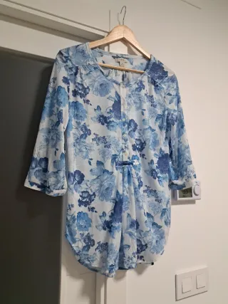 Camiseta floral manga 3/4 talla L
