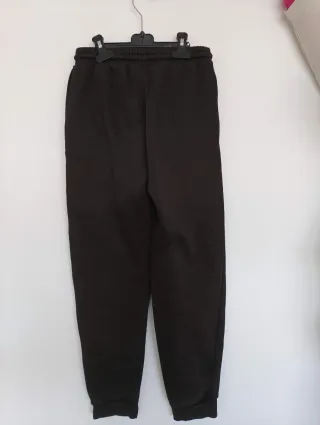 Pack de pantalones chándal McKenzie negros.