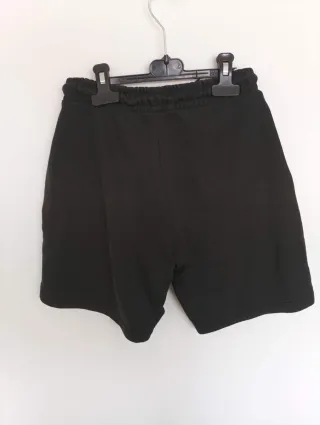 Pack de pantalones chándal McKenzie negros.