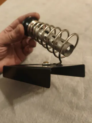 Soporte soldador ChaRLes base metálica