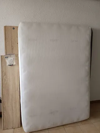 Canapé y Colchón de Madera 1'35