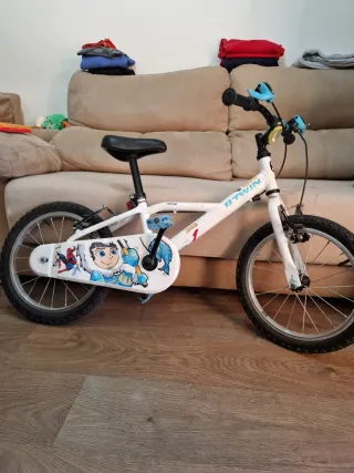 Bicicleta infantil Btwin blanca