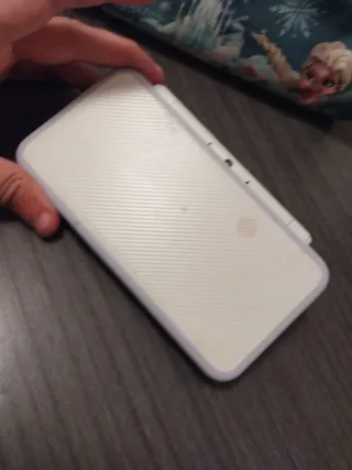 Nuovo Nintendo 2DS XL Viola