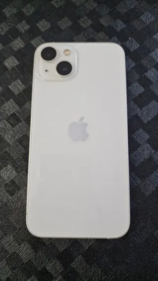 iPhone 13 Blanco 128 GB. Muy buen estado.