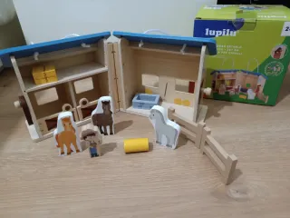 Establo de madera Lupilu para caballos