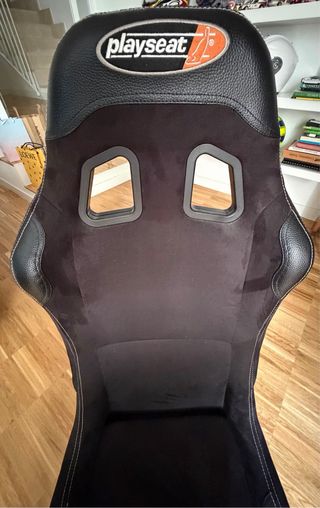 Silla Playseat con Volante y Pedales. Como nueva.