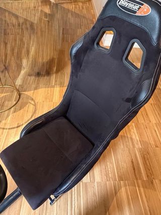 Silla Playseat con Volante y Pedales. Como nueva.
