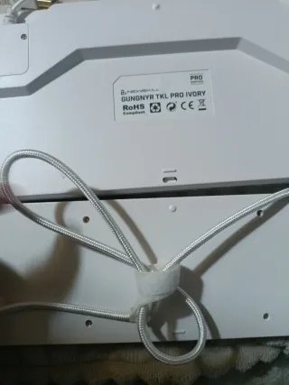 Teclado Gungnyr TKL PRO IVORY