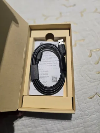Motorola G35 5G 128GB Gris Oscuro cable tipo c