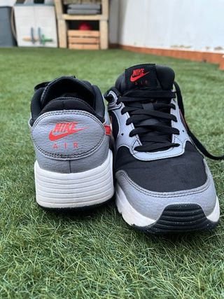 Zapatillas Nike Air Max Negras Grises Rojas