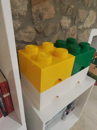 Cassettiera Lego. Condizioni perfette.