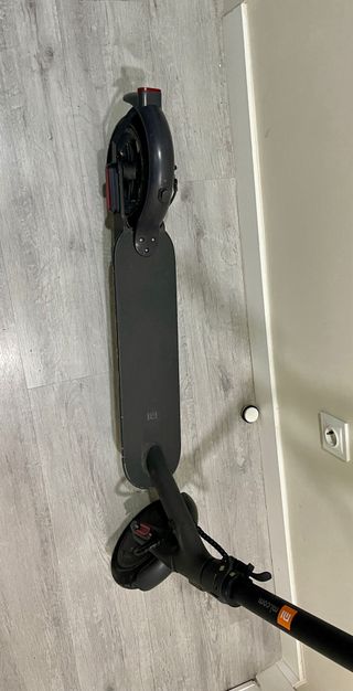Patinete Xiaomi Esencial Negro