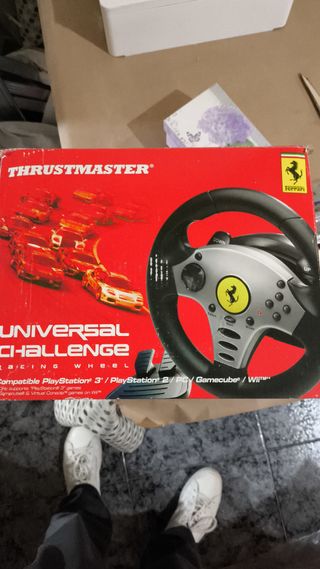 Volante Thrustmaster Universal Challenge PS3