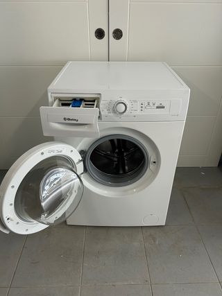 Lavadora Balay Blanca(porte incluido ,zona)