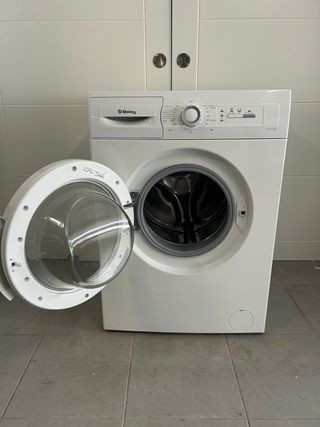 Lavadora Balay Blanca(porte incluido ,zona)