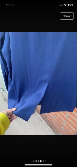 Traje azulón chaleco y corbata