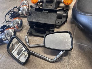 Asiento e intermitentes Kawasaki VN900 custom
