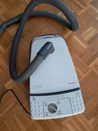 Aspiradora Moulinex Compact 1200W