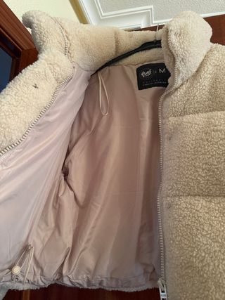 Abrigo beige teddy cropped