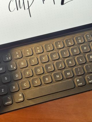 iPad Pro 11” M2 256GB + Pencil 2 + Teclado