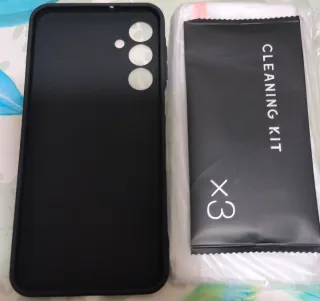 Funda protectora Samsung Galaxy A16 + Kit limpieza