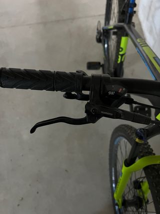 Bicicleta Torpedo Negra y Verde