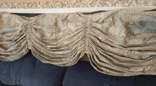 Volante y laterales de cortina