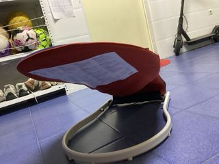 Balancín para bebés azul, blanco, rojo y gris