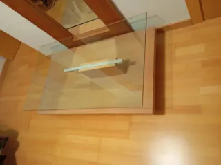 Mesa centro cristal y madera