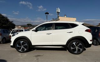 Hyundai Tucson 1.7 CRDi Xpossible 2017 – Bianca