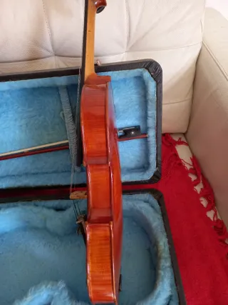 Violin 4/4 lutier