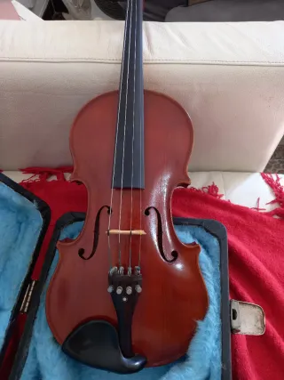 Violin 4/4 lutier